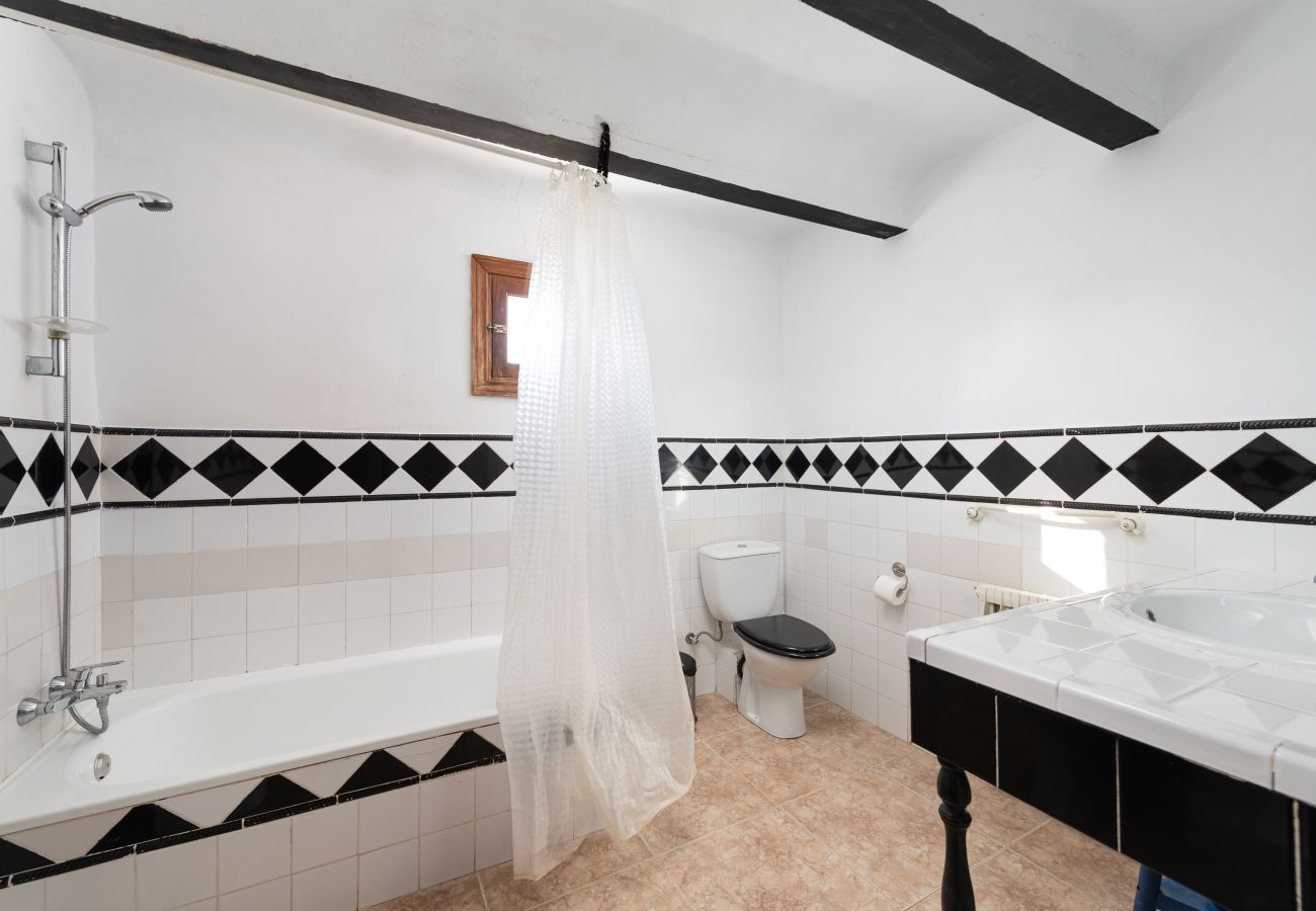 Cottage in Inca - Sunset Ecofinca Can Vey - Country house with private pool