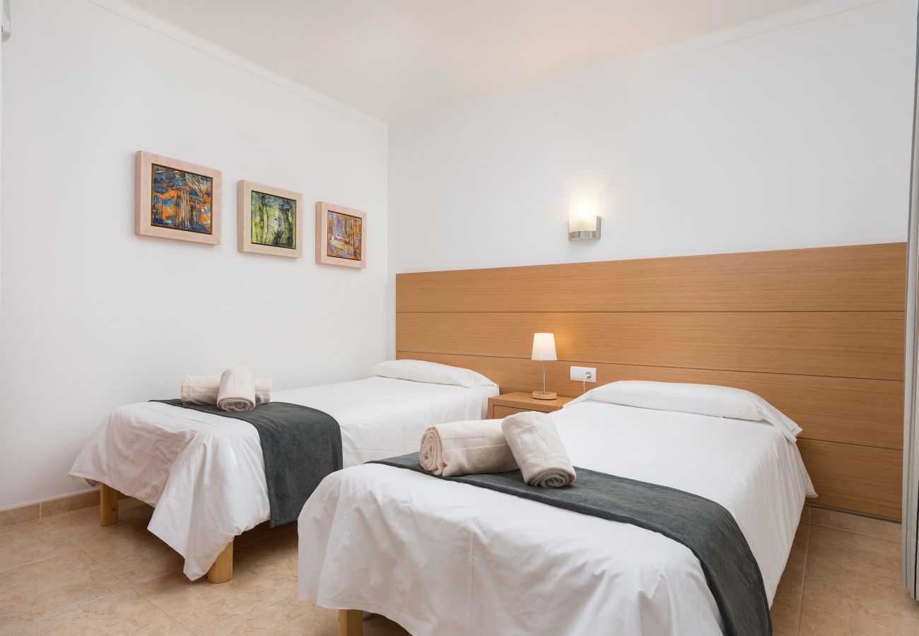 Villa in Alcudia - Sunset Villa Nixe - Terrace with open view to the Bay of Pollença and Cap Formentor