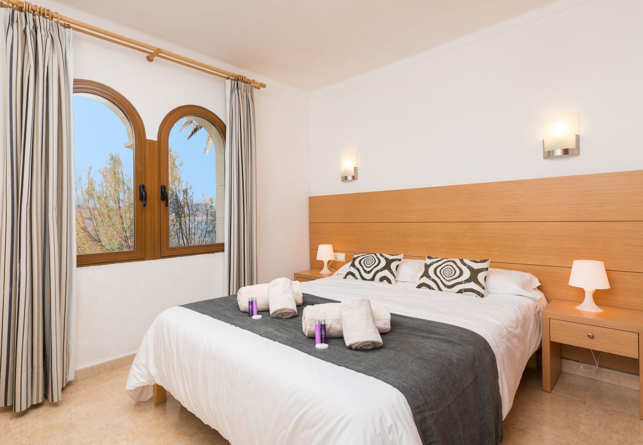 Villa in Alcudia - Sunset Villa Nixe - Terrace with open view to the Bay of Pollença and Cap Formentor