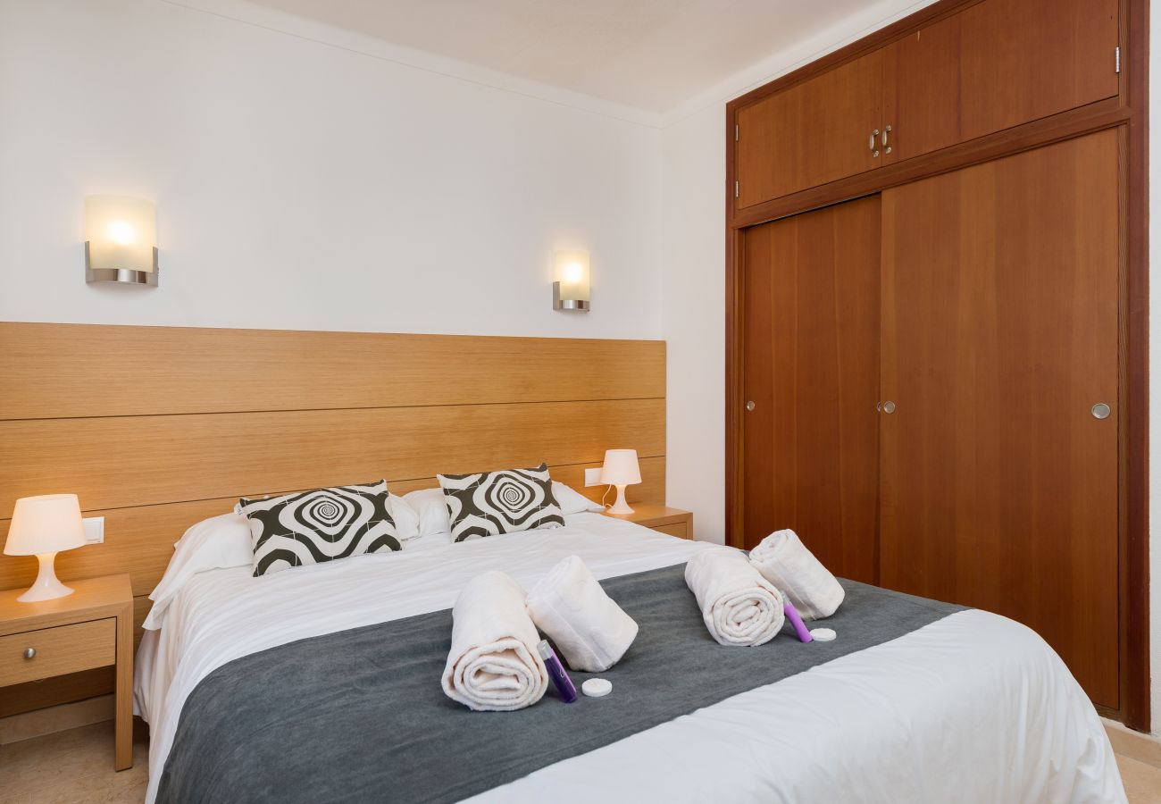 Villa in Alcudia - Sunset Villa Nixe - Terrace with open view to the Bay of Pollença and Cap Formentor