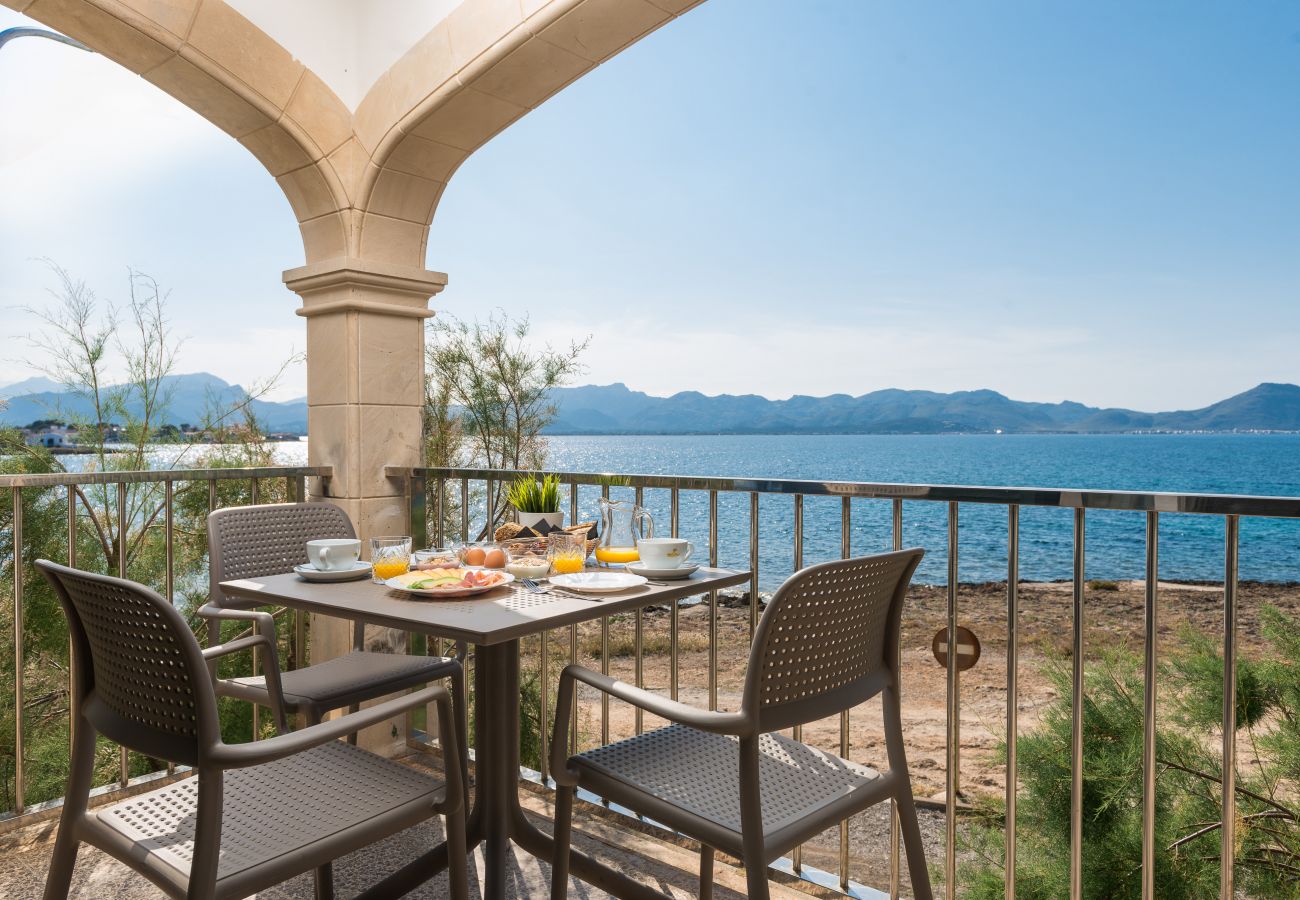 Villa in Alcudia - Sunset Villa Nixe - Terrace with open view to the Bay of Pollença and Cap Formentor