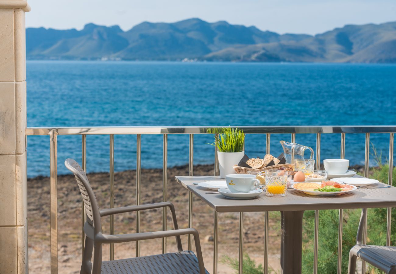 Villa in Alcudia - Sunset Villa Nixe - Terrace with open view to the Bay of Pollença and Cap Formentor