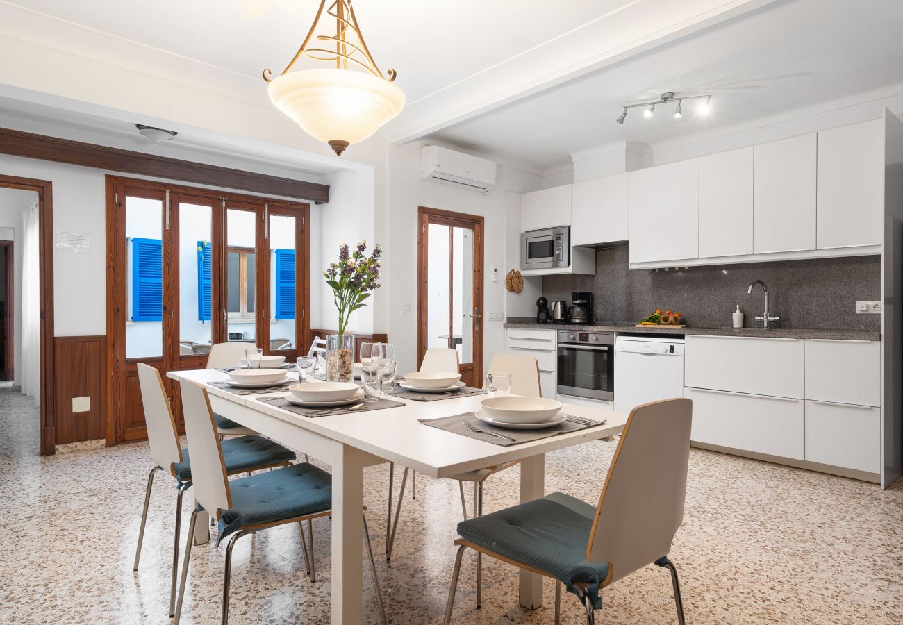 House in Alcudia - Sunset Cas Sastre with private roof terrace and barbecue in the oldtown of Alcudia