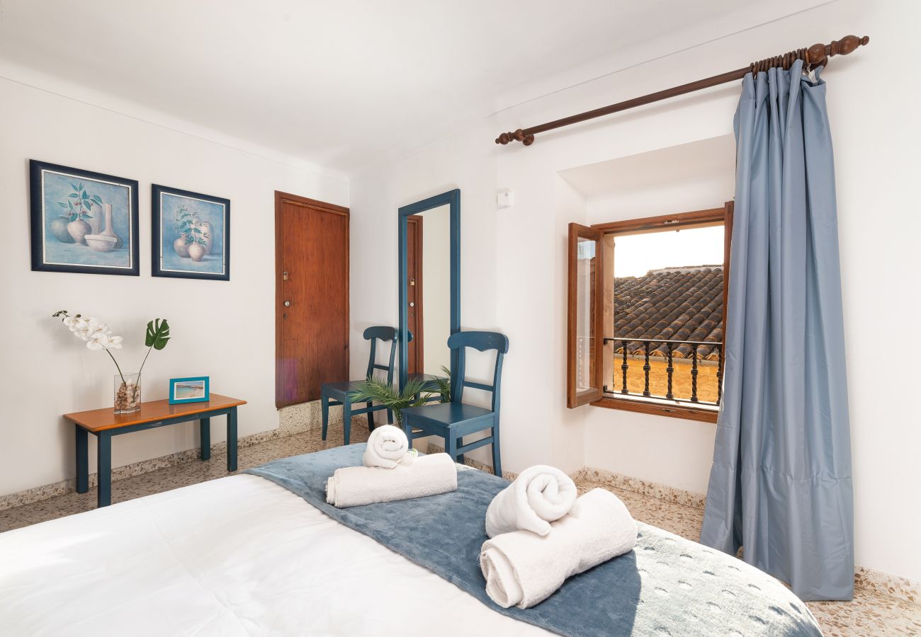 House in Alcudia - Sunset Cas Sastre with private roof terrace and barbecue in the oldtown of Alcudia