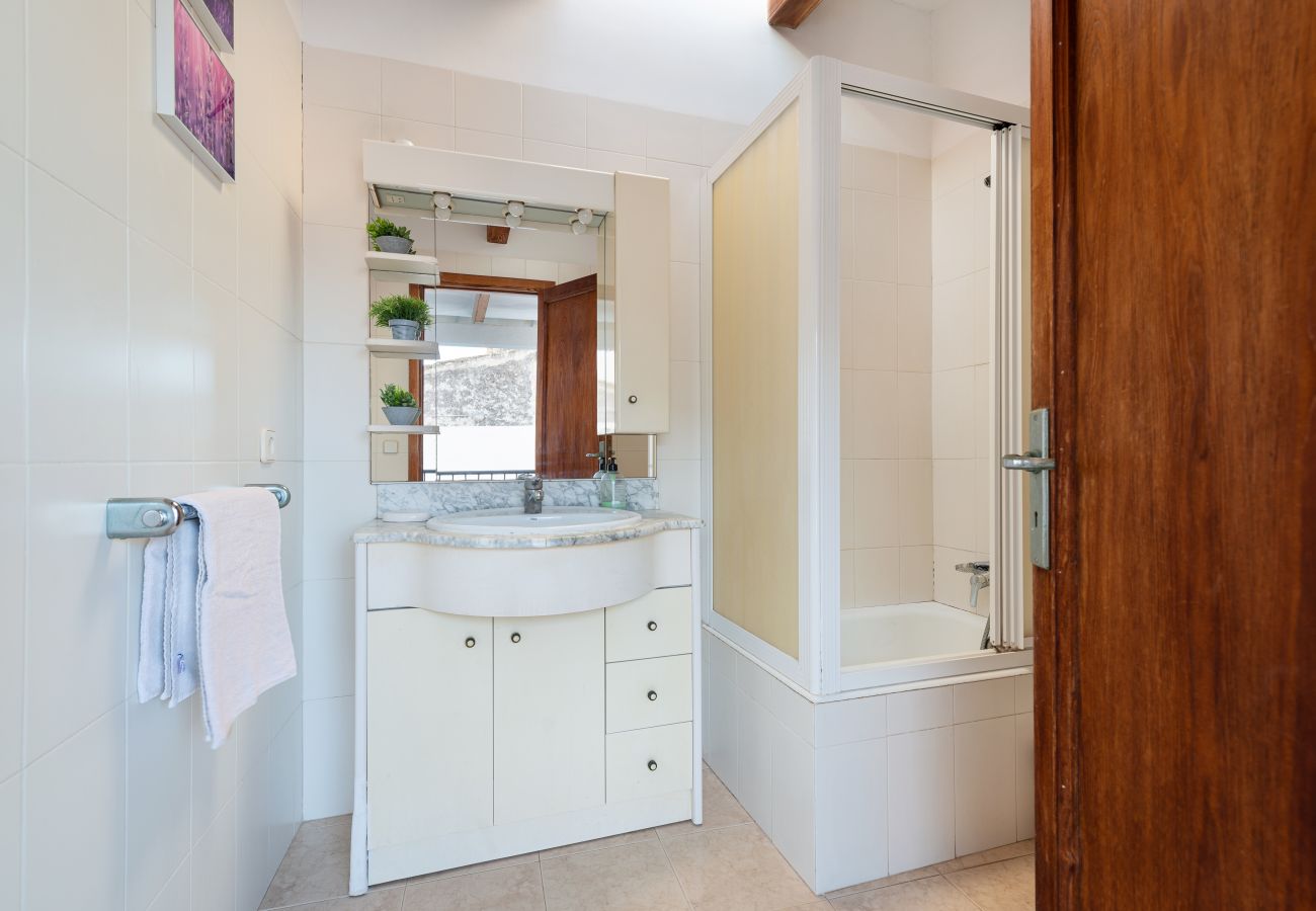 House in Alcudia - Sunset Cas Sastre with private roof terrace and barbecue in the oldtown of Alcudia