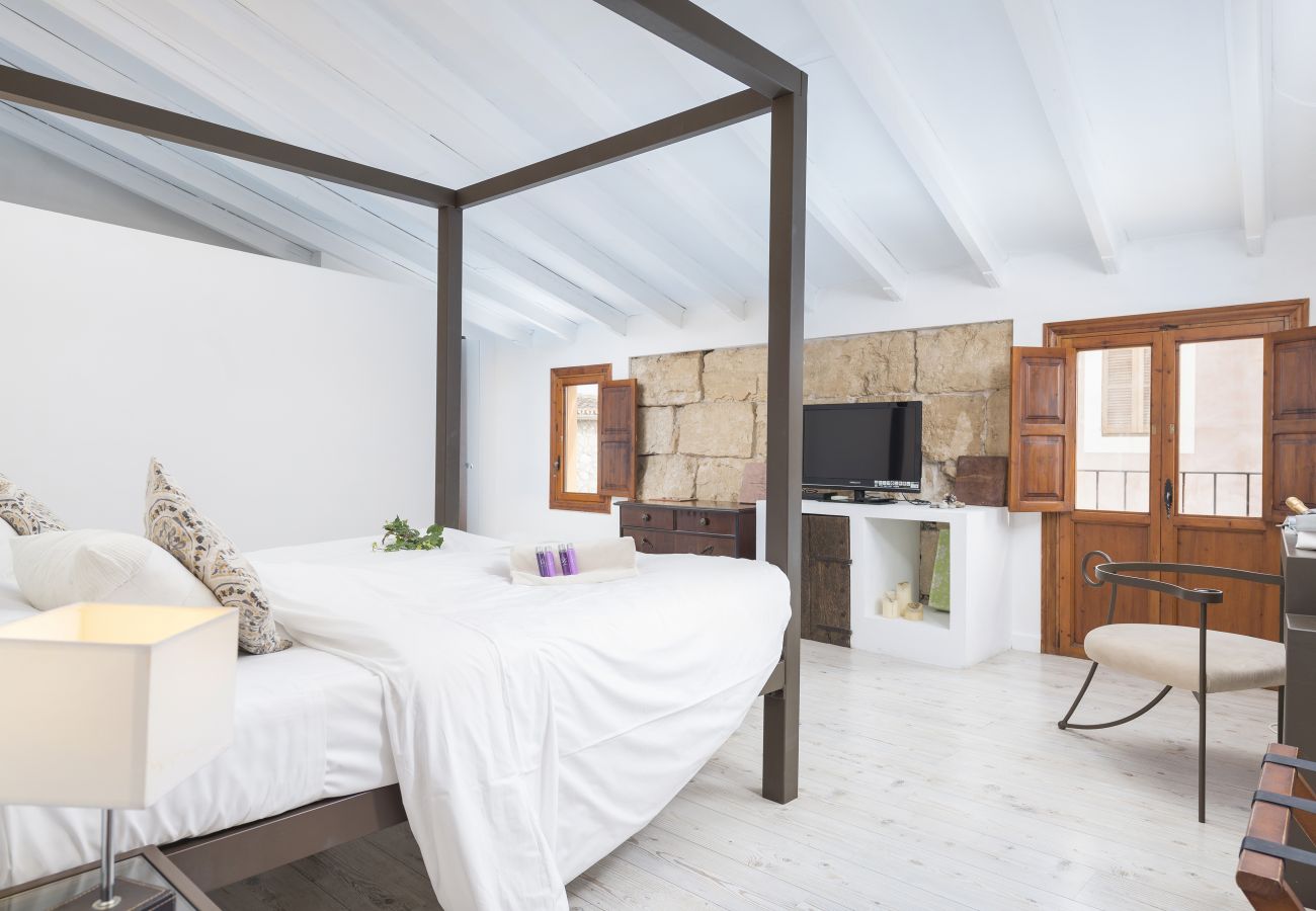 House in Moscari - Sunset Villa Can Calco - villa with pool, 5 bedrooms each with air-conditioning and bathroom en-suite