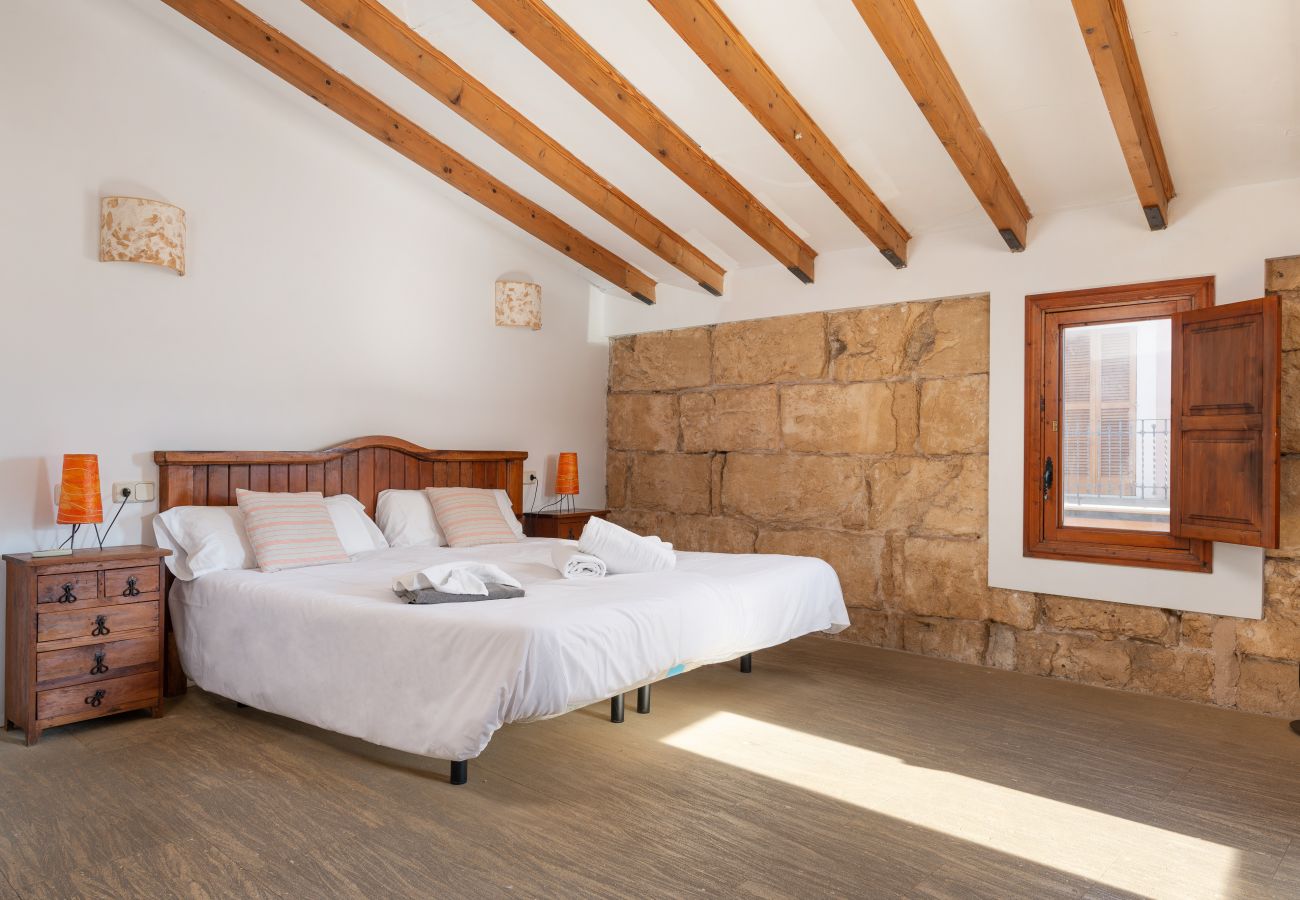 House in Moscari - Sunset Villa Can Calco - villa with pool, 5 bedrooms each with air-conditioning and bathroom en-suite