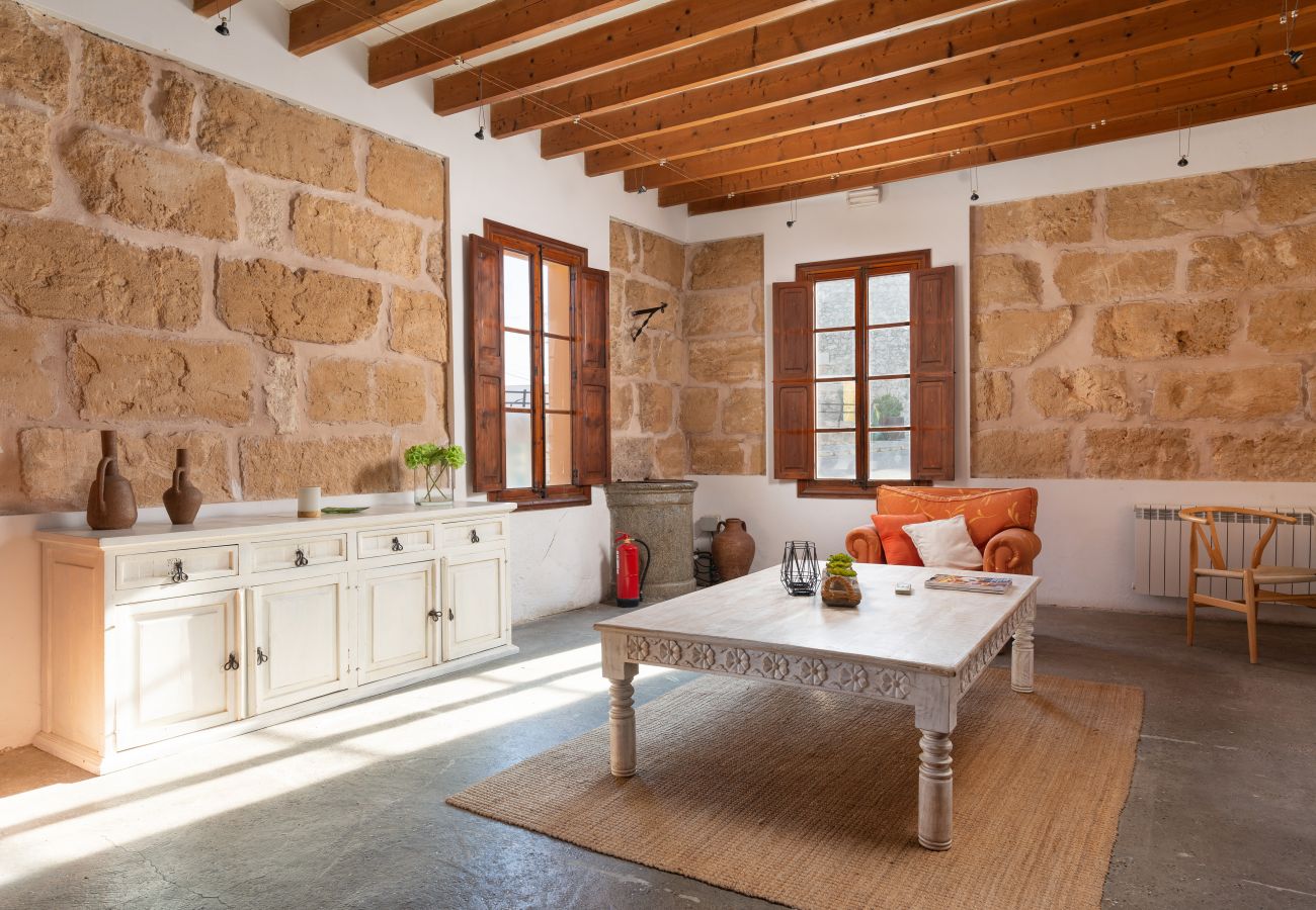 House in Moscari - Sunset Villa Can Calco - villa with pool, 5 bedrooms each with air-conditioning and bathroom en-suite