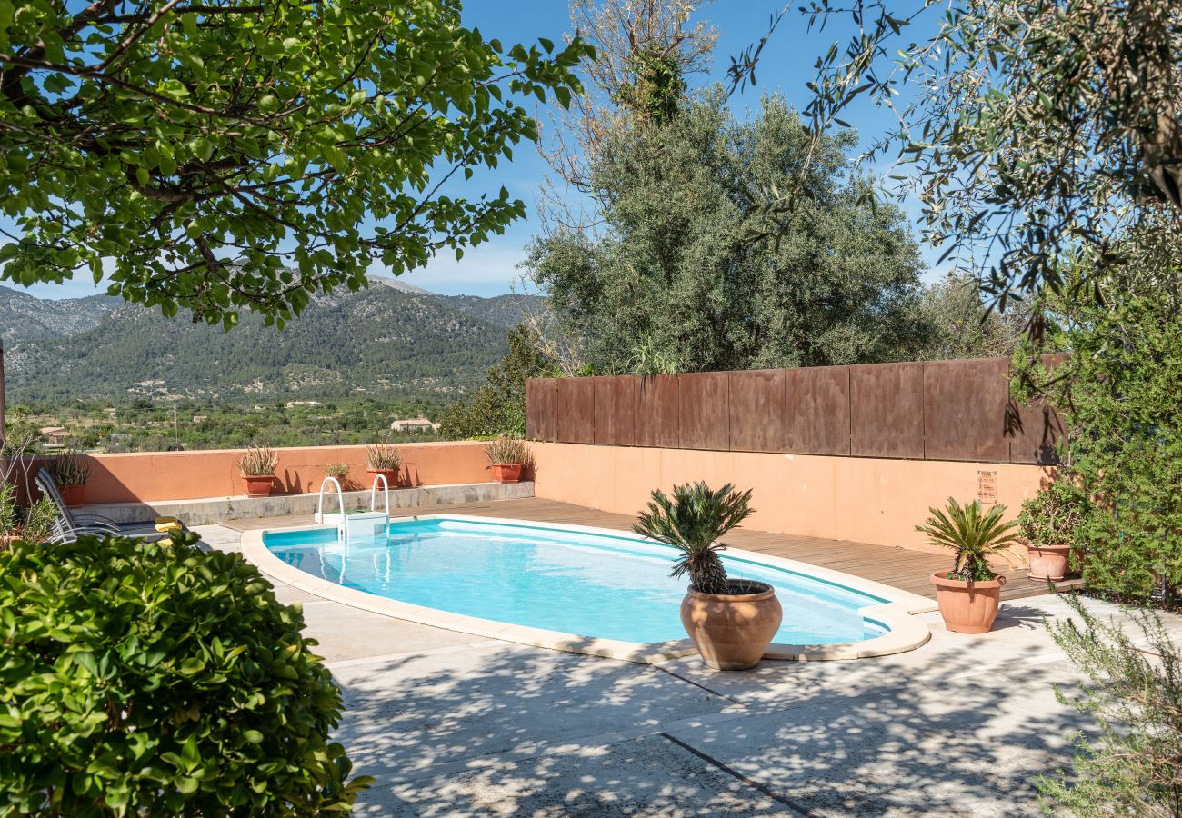 House in Moscari - Sunset Villa Can Calco - villa with pool, 5 bedrooms each with air-conditioning and bathroom en-suite