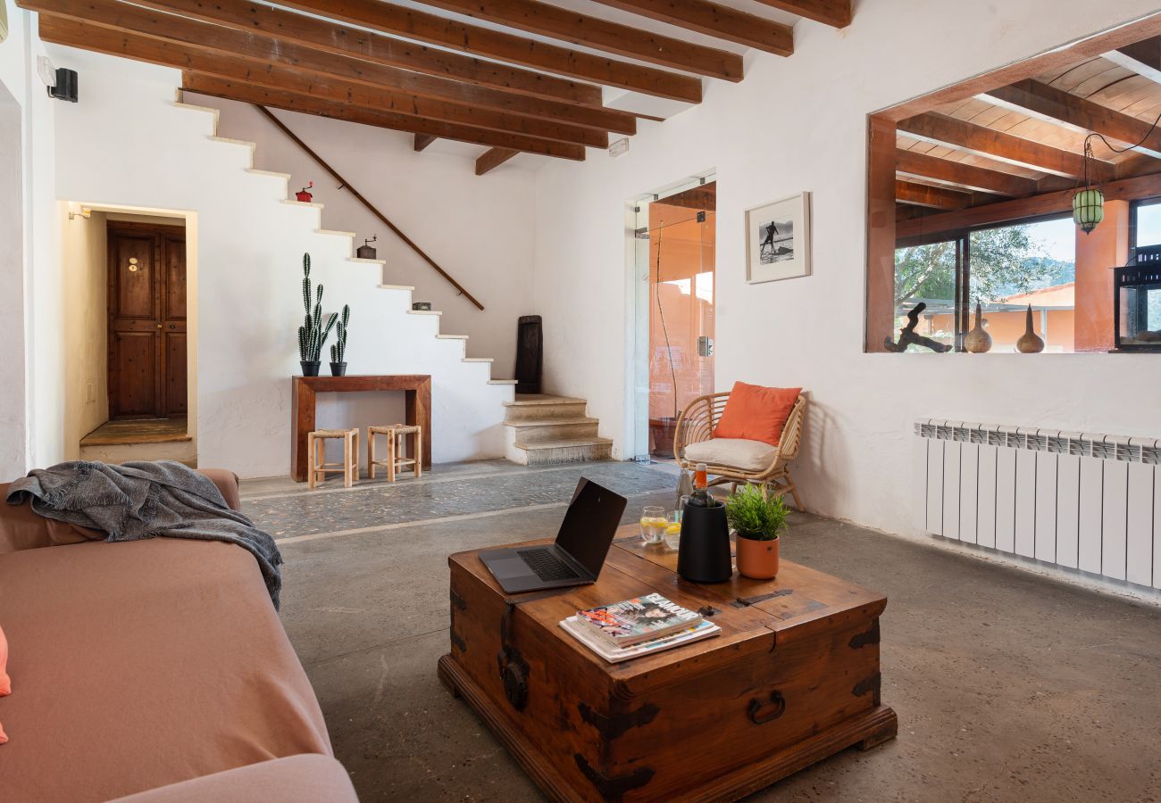 House in Moscari - Sunset Villa Can Calco - villa with pool, 5 bedrooms each with air-conditioning and bathroom en-suite