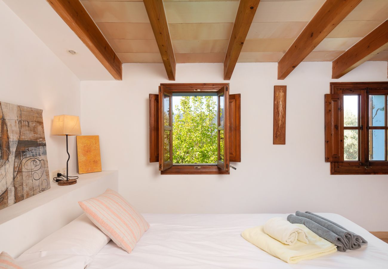 House in Moscari - Sunset Villa Can Calco - villa with pool, 5 bedrooms each with air-conditioning and bathroom en-suite