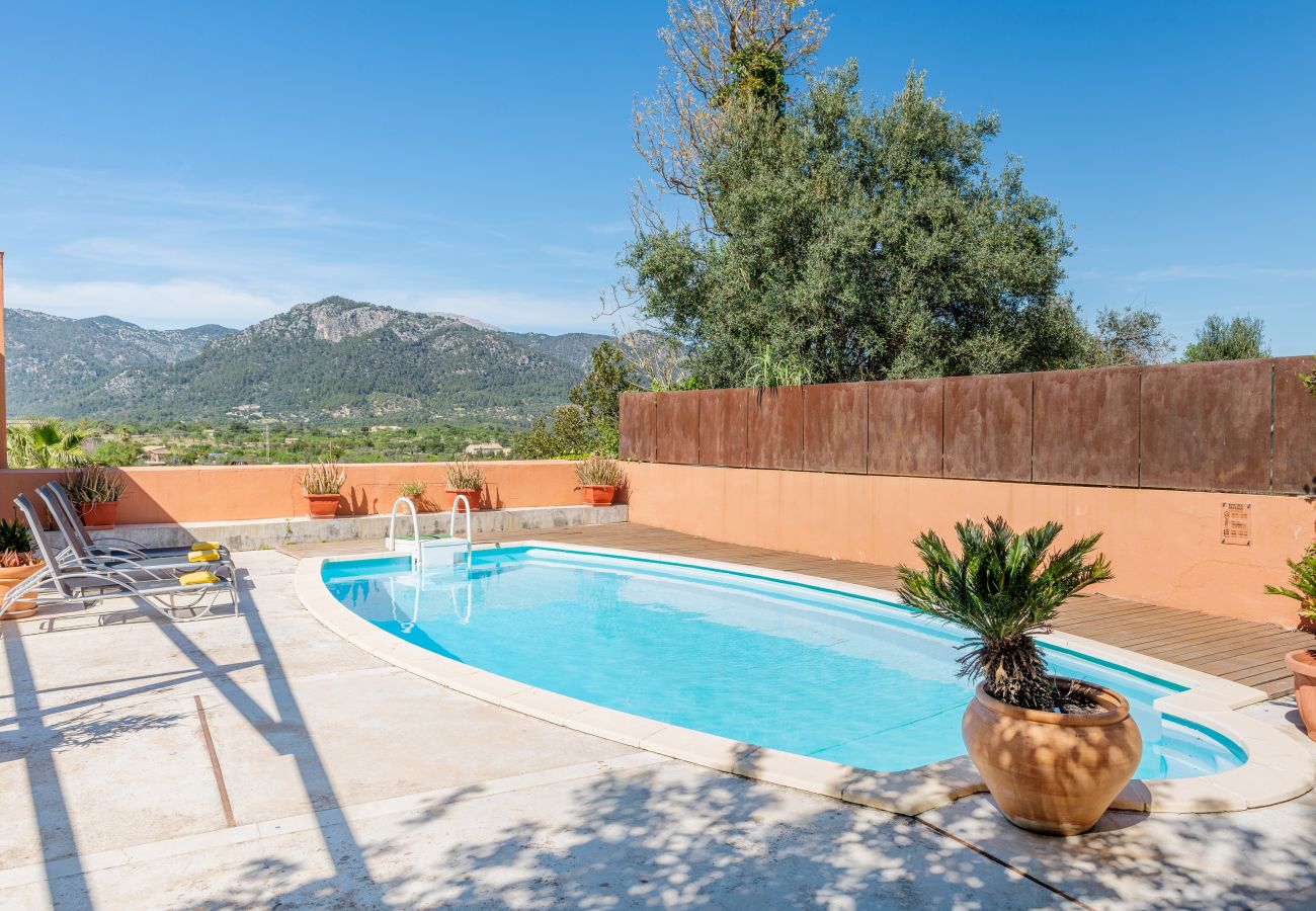 House in Moscari - Sunset Villa Can Calco - villa with pool, 5 bedrooms each with air-conditioning and bathroom en-suite