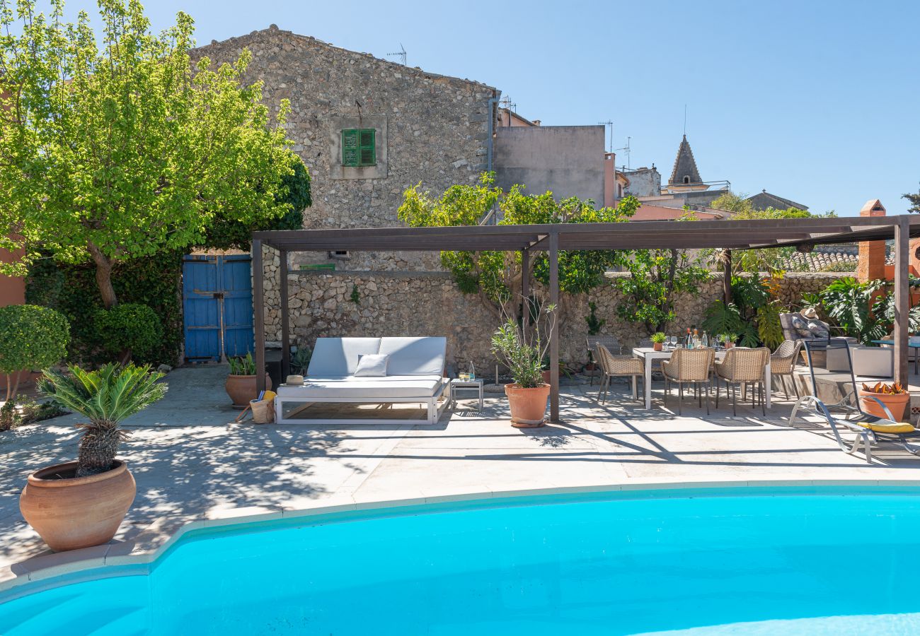 House in Moscari - Sunset Villa Can Calco - villa with pool, 5 bedrooms each with air-conditioning and bathroom en-suite