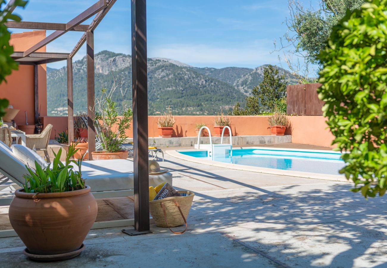 House in Moscari - Sunset Villa Can Calco - villa with pool, 5 bedrooms each with air-conditioning and bathroom en-suite