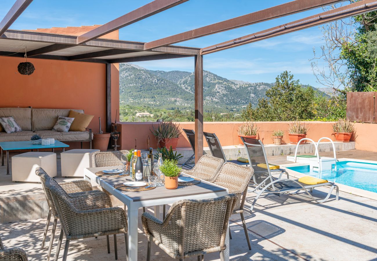 House in Moscari - Sunset Villa Can Calco - villa with pool, 5 bedrooms each with air-conditioning and bathroom en-suite