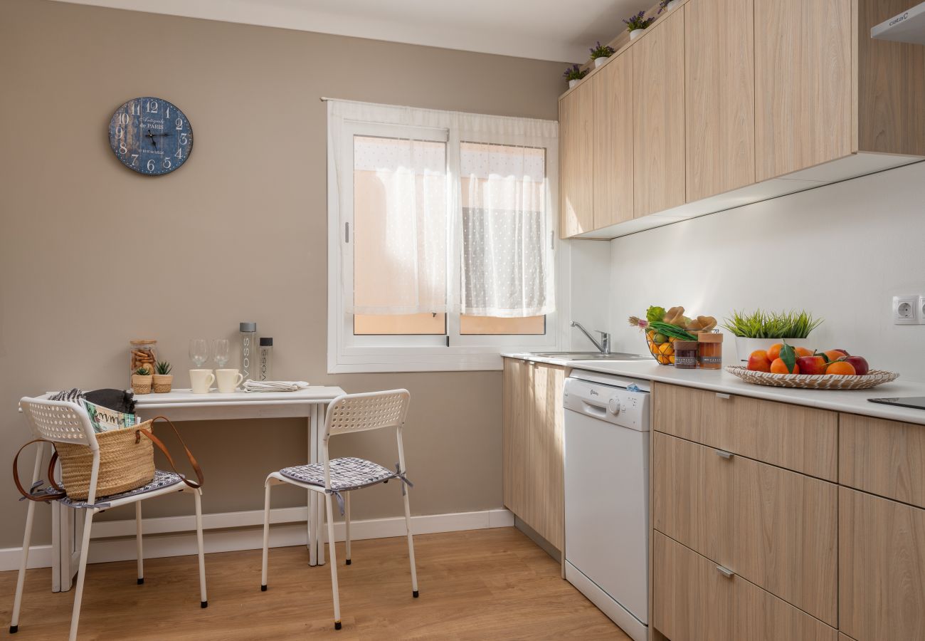 Apartment in Ca´n Picafort -  Sunset Apartment Sol y Mar - Frontline beach flat with Air Conditioning