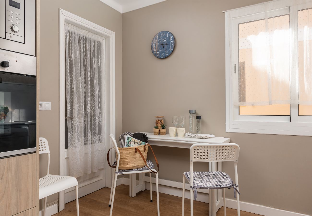 Apartment in Ca´n Picafort -  Sunset Apartment Sol y Mar - Frontline beach flat with Air Conditioning