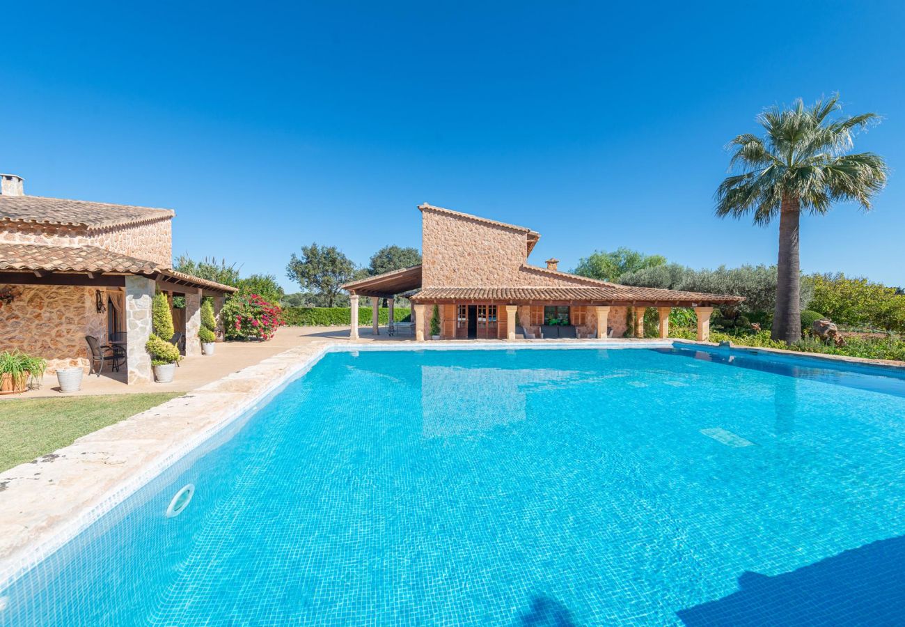 Country house in Alcudia - Sunset Finca Ses Contesas for 6 people