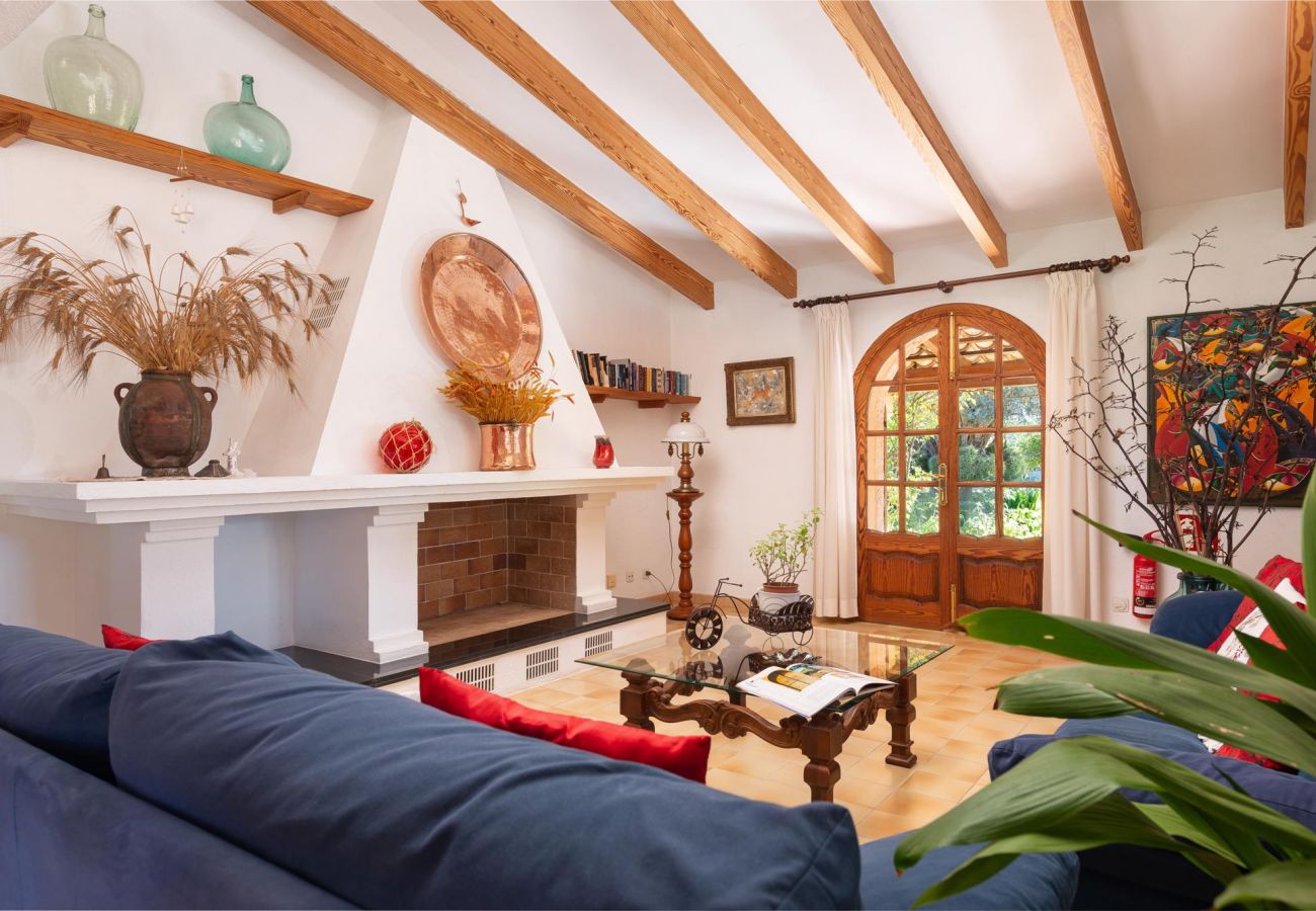 Country house in Alcudia - Sunset Finca Ses Contesas for 6 people