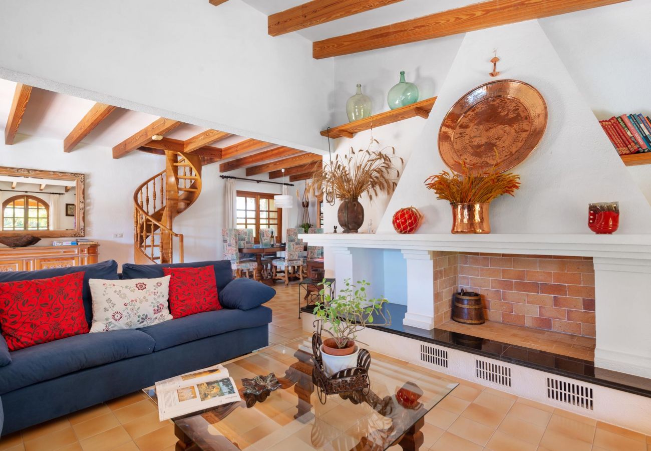 Country house in Alcudia - Sunset Finca Ses Contesas for 6 people