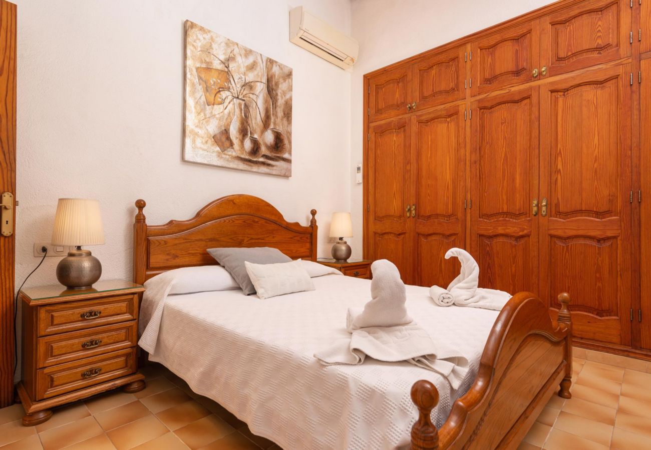 Country house in Alcudia - Sunset Finca Ses Contesas for 6 people