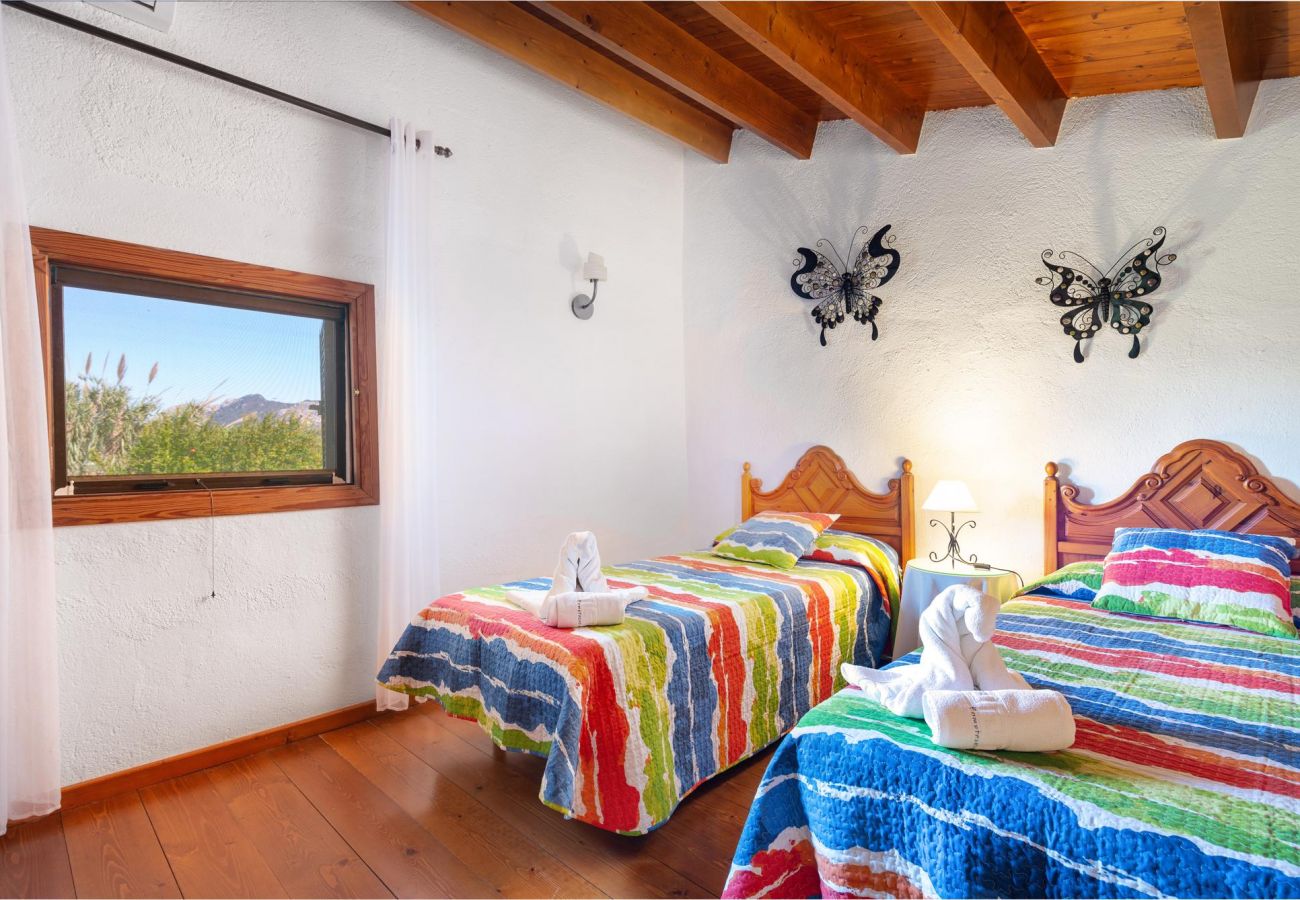 Country house in Alcudia - Sunset Finca Ses Contesas for 6 people