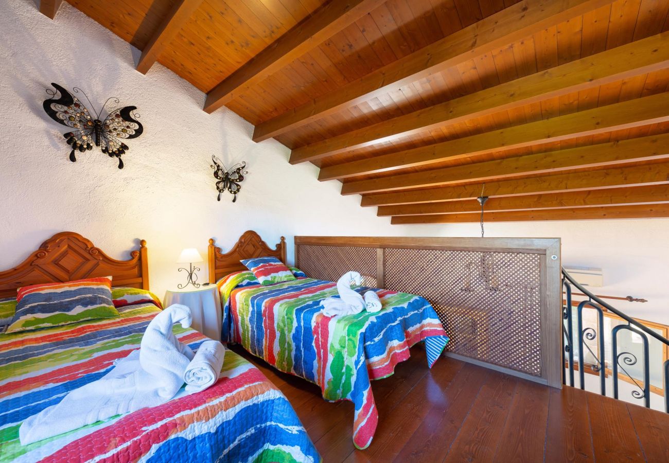 Country house in Alcudia - Sunset Finca Ses Contesas for 6 people