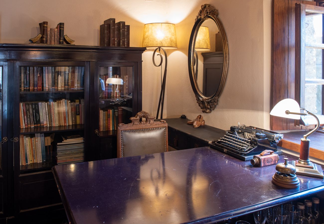 Terraced House in Monemvasia - Casa Felicia, the Castle Mansion Experience 