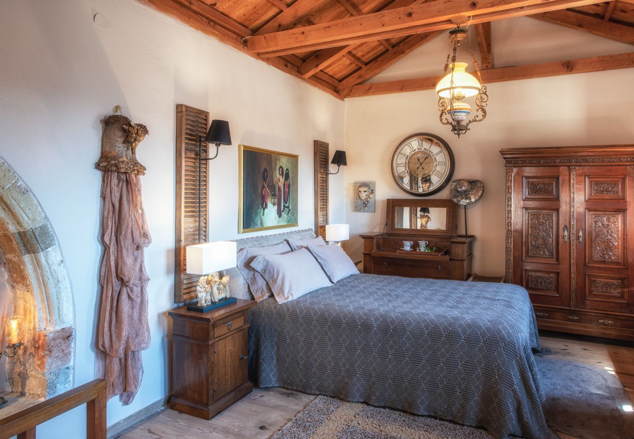 Terraced House in Monemvasia - Casa Felicia, the Castle Mansion Experience 