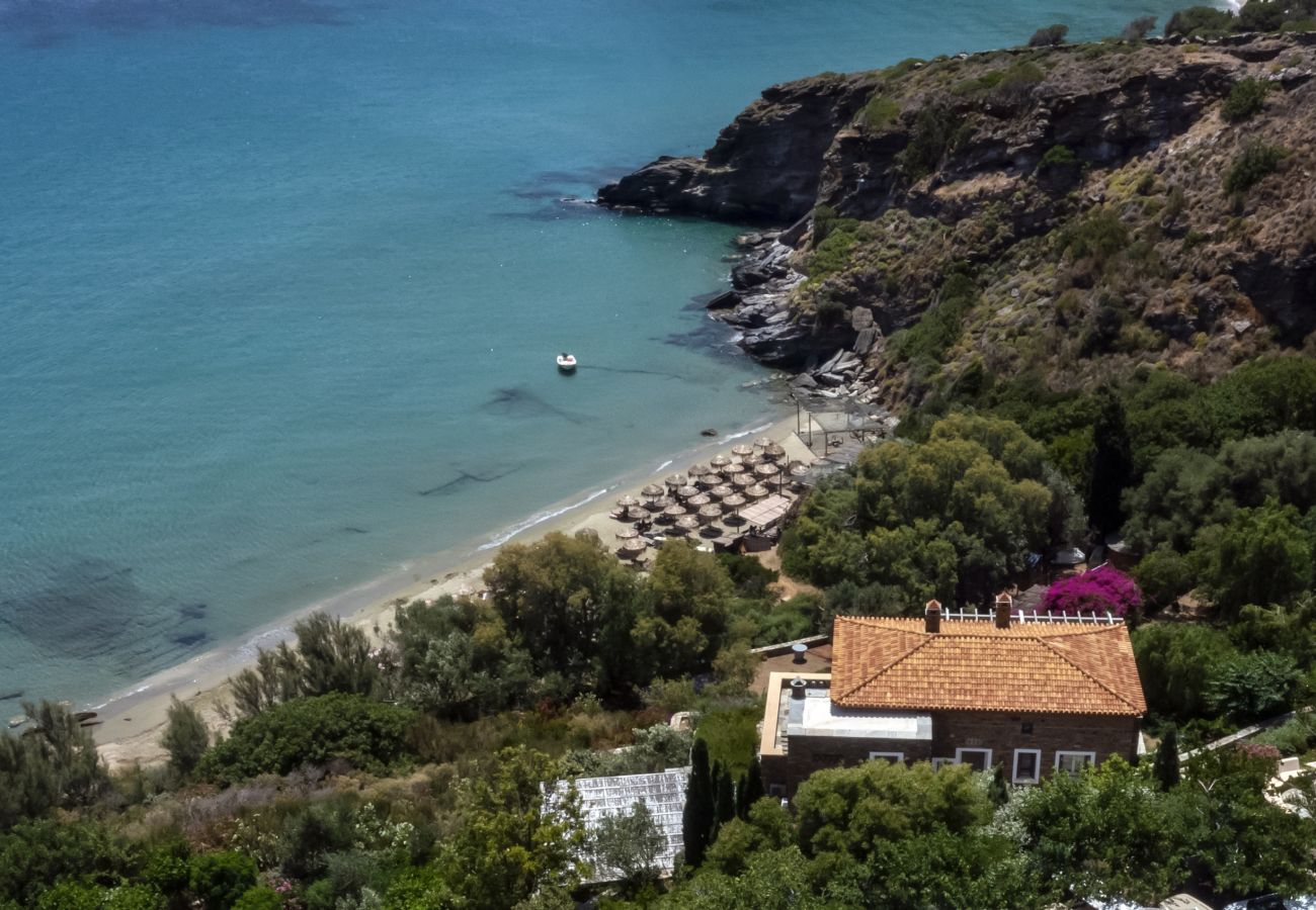 Villa in Andros - Seaview Beach Retreat in Andros