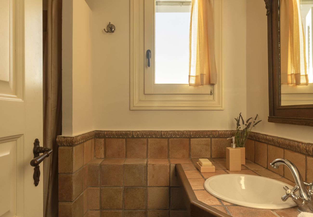 Villa in Andros - Seaview Beach Retreat in Andros