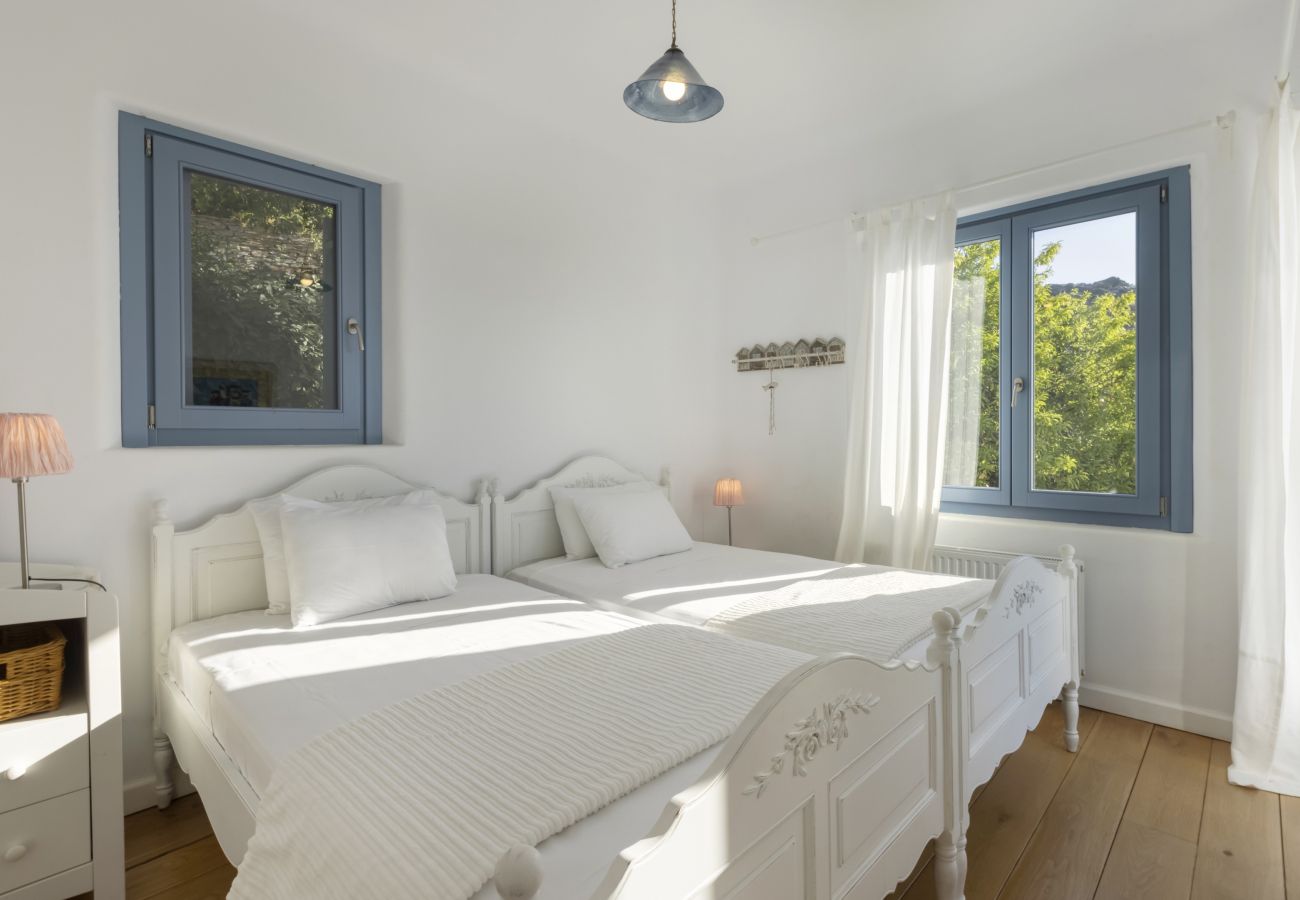 Villa in Andros - Andros Seaside Luxury Escape