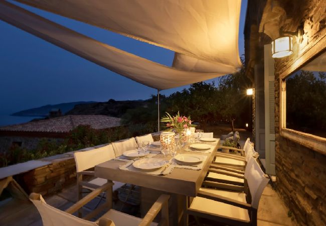 Villa in Andros - Aegean Breeze House