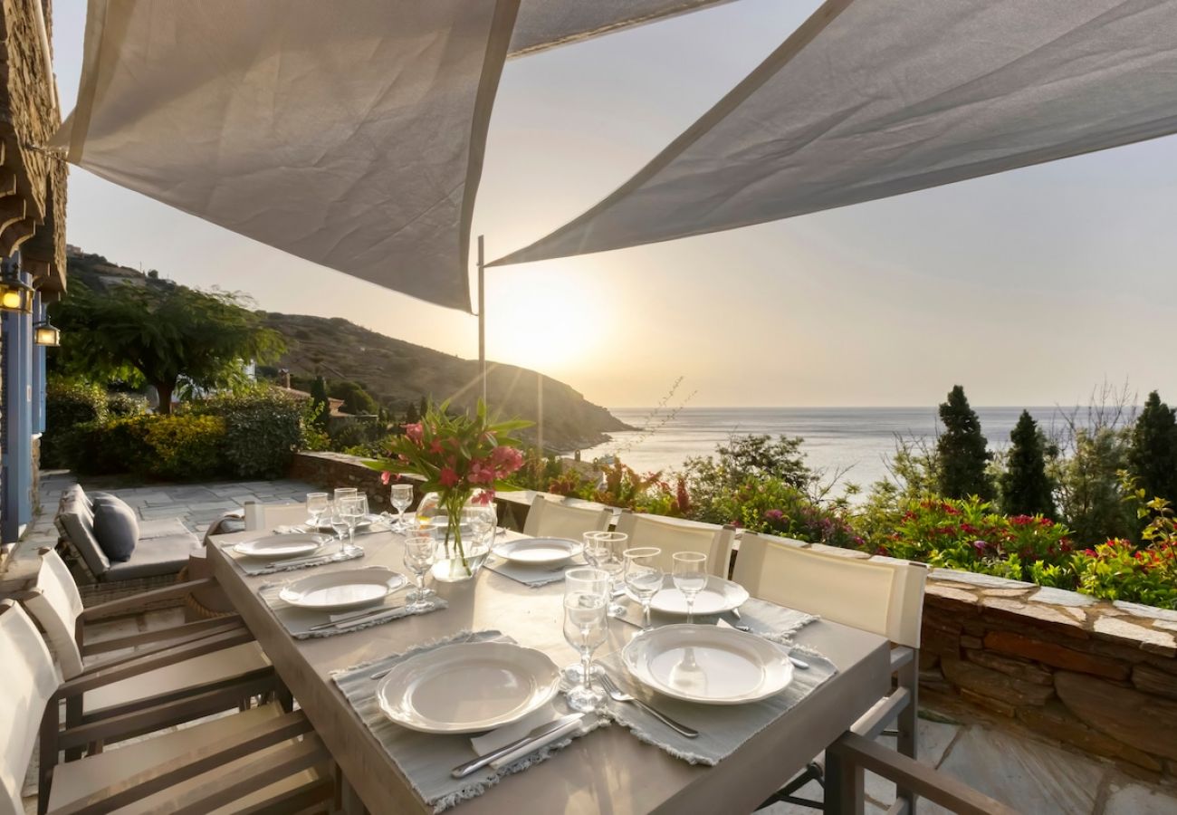 Villa in Andros - Aegean Breeze House