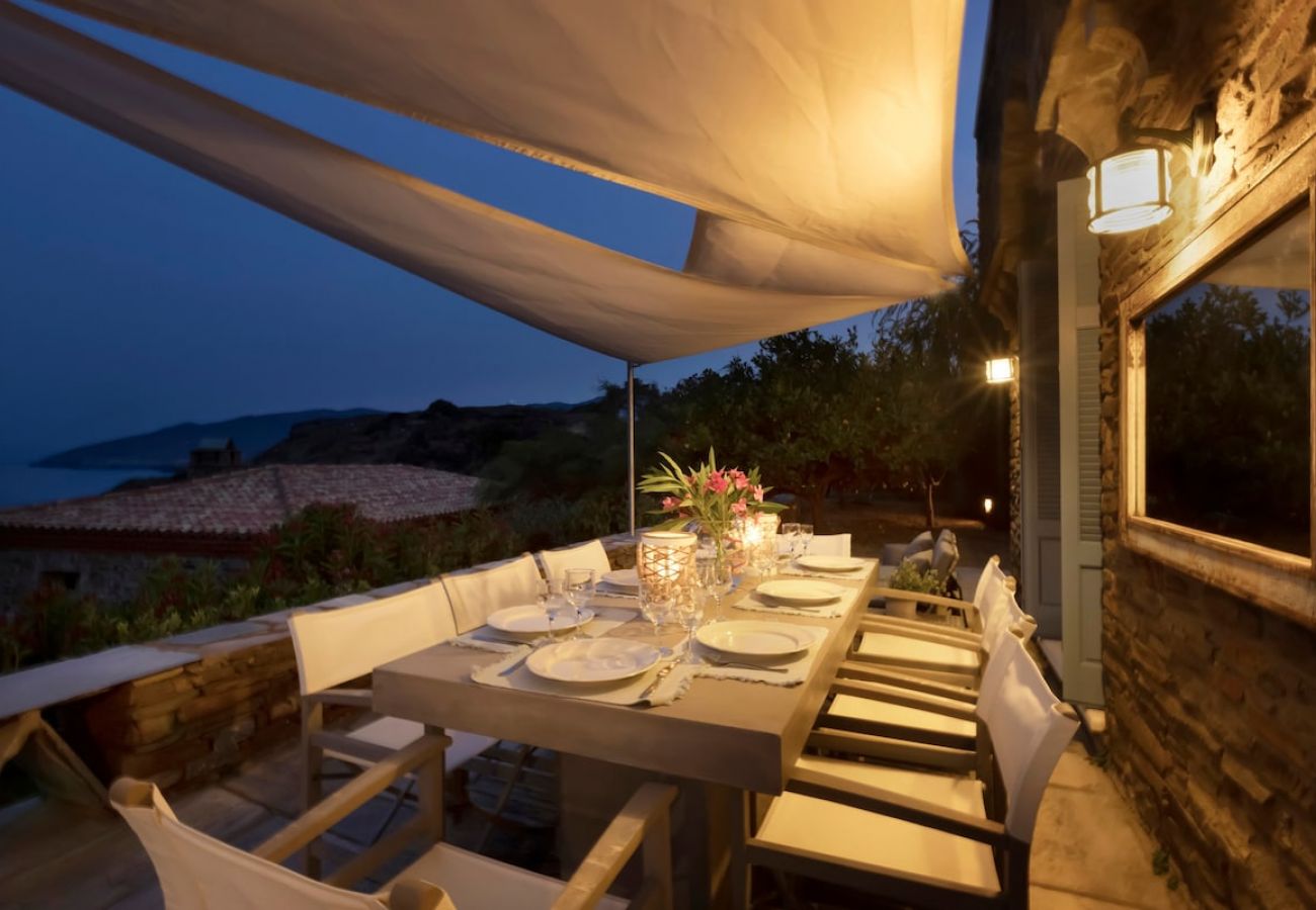 Villa in Andros - Aegean Breeze House