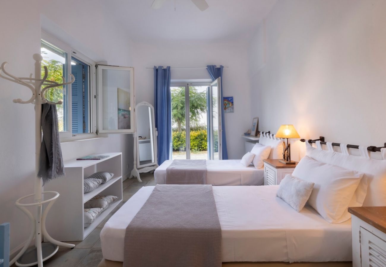Villa in Andros - Aegean Breeze House