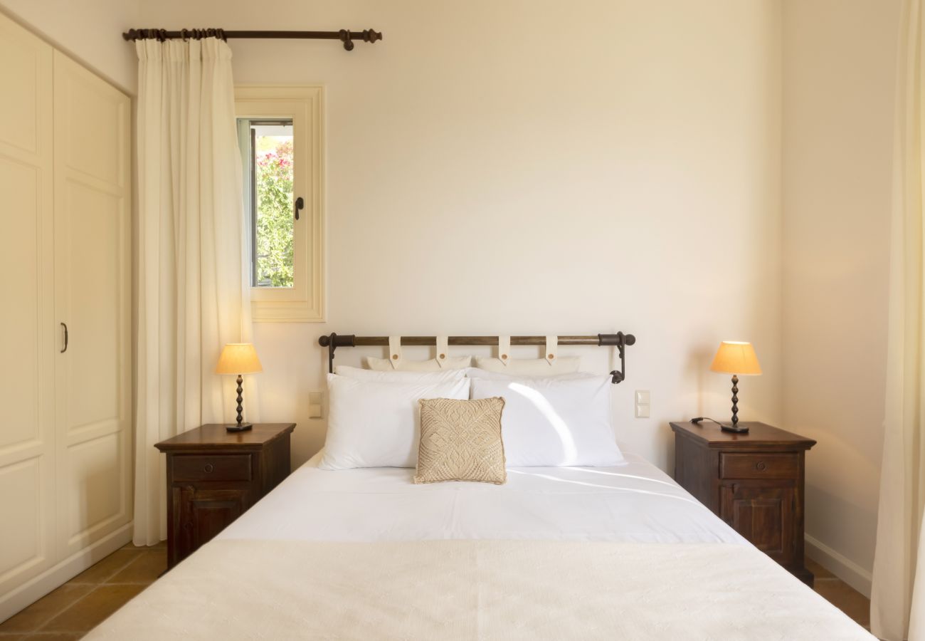 Villa in Andros - Exclusive Beach House