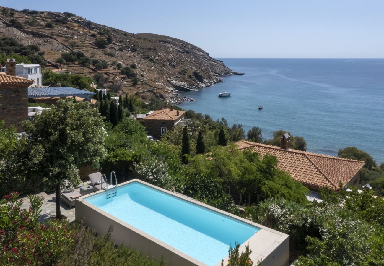 Villa in Andros - Exclusive Pool Escape in Andros
