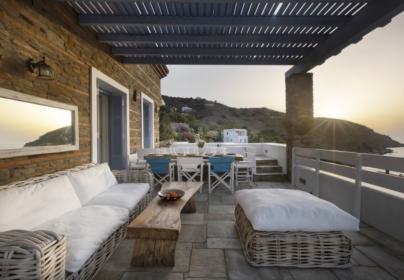 Villa in Andros - Exclusive Pool Escape in Andros