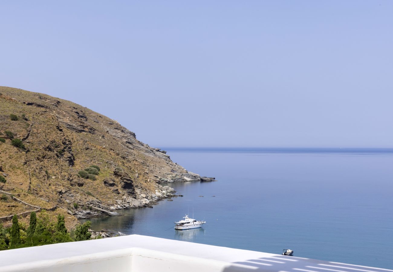 Villa in Andros - Exclusive Pool Escape in Andros