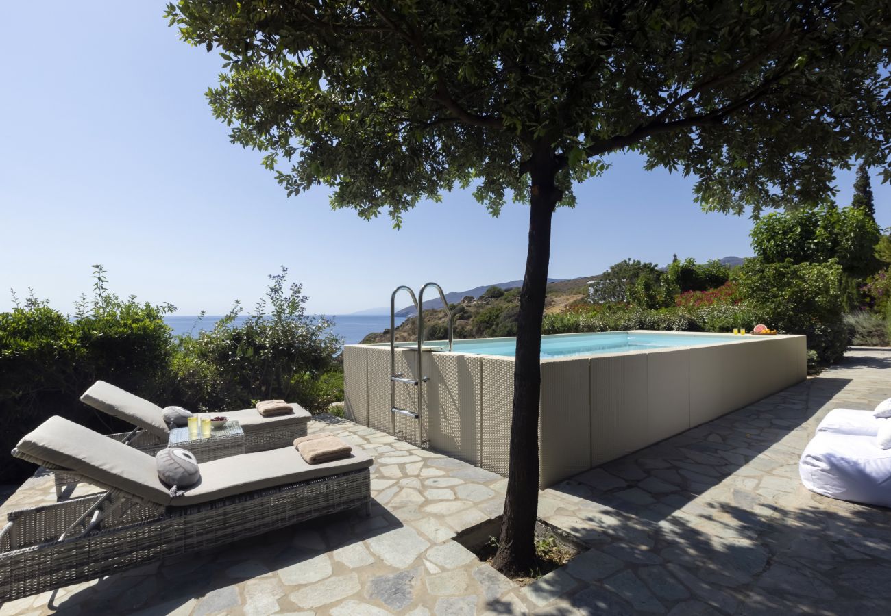 Villa in Andros - Exclusive Pool Escape in Andros