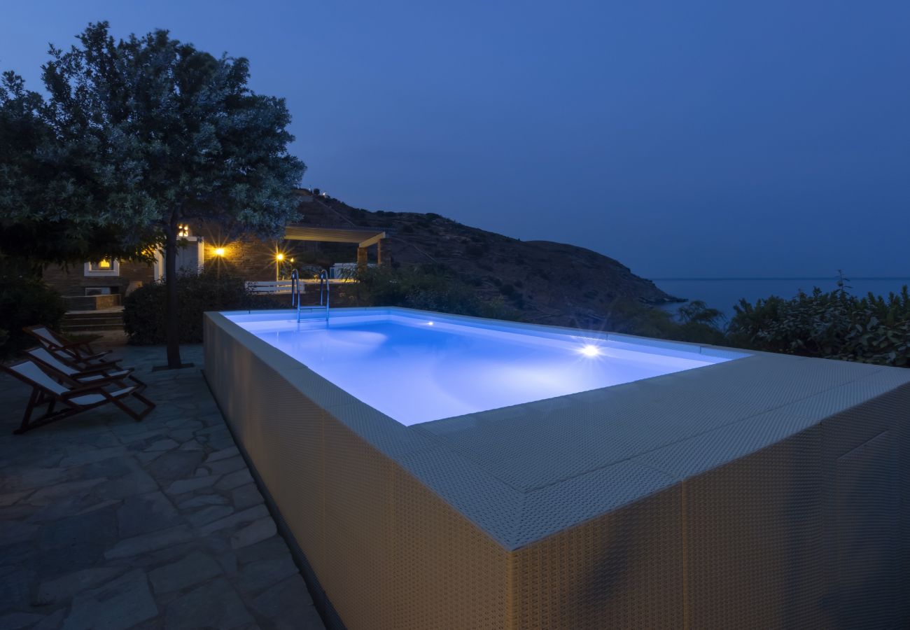 Villa in Andros - Exclusive Pool Escape in Andros