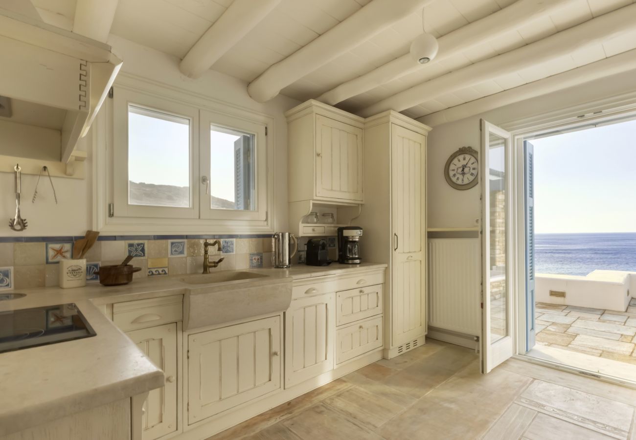 Villa in Andros - Exclusive Pool Escape in Andros