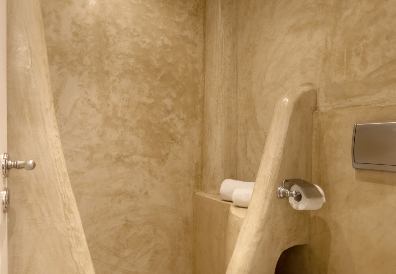 Villa in Andros - Exclusive Pool Escape in Andros