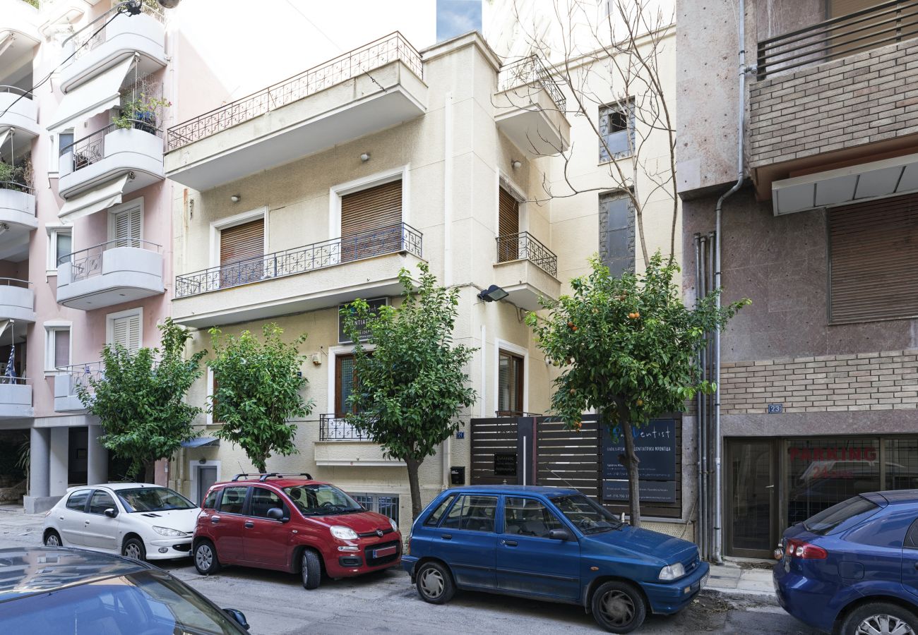 Apartment in Athens - 2BR  next to the National Gallery & chic Kolonaki 