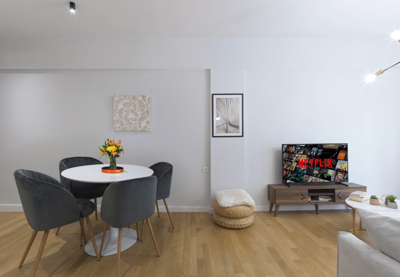 Apartment in Athens - FRESH & READY FOR YOU! APT IN KOUKAKI! 