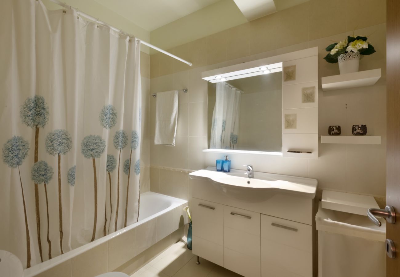 Apartment in Athens - 3BR Prime APT a breath away from the Acropolis! 