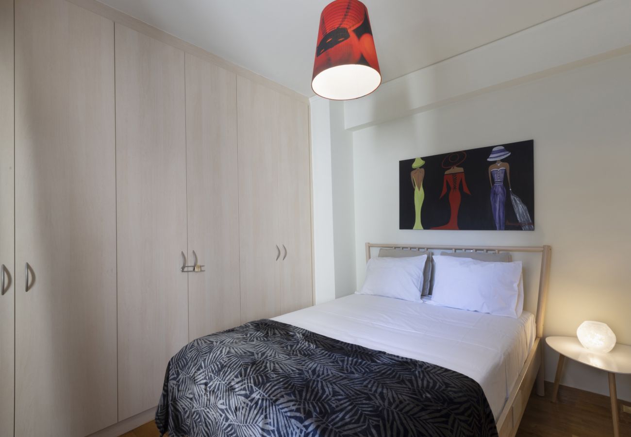 Apartment in Athens - 3BR Prime APT a breath away from the Acropolis! 