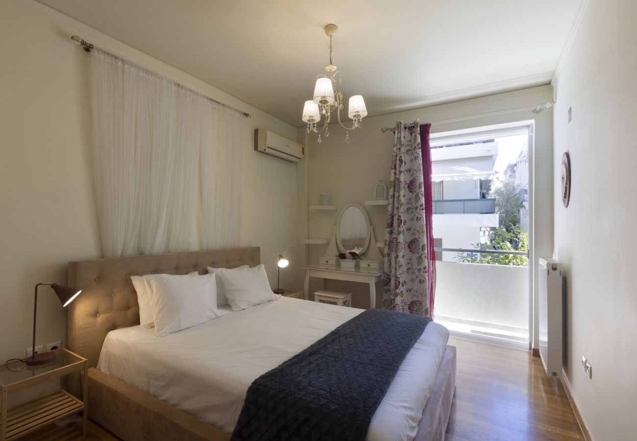 Apartment in Athens - 3BR Prime APT a breath away from the Acropolis! 