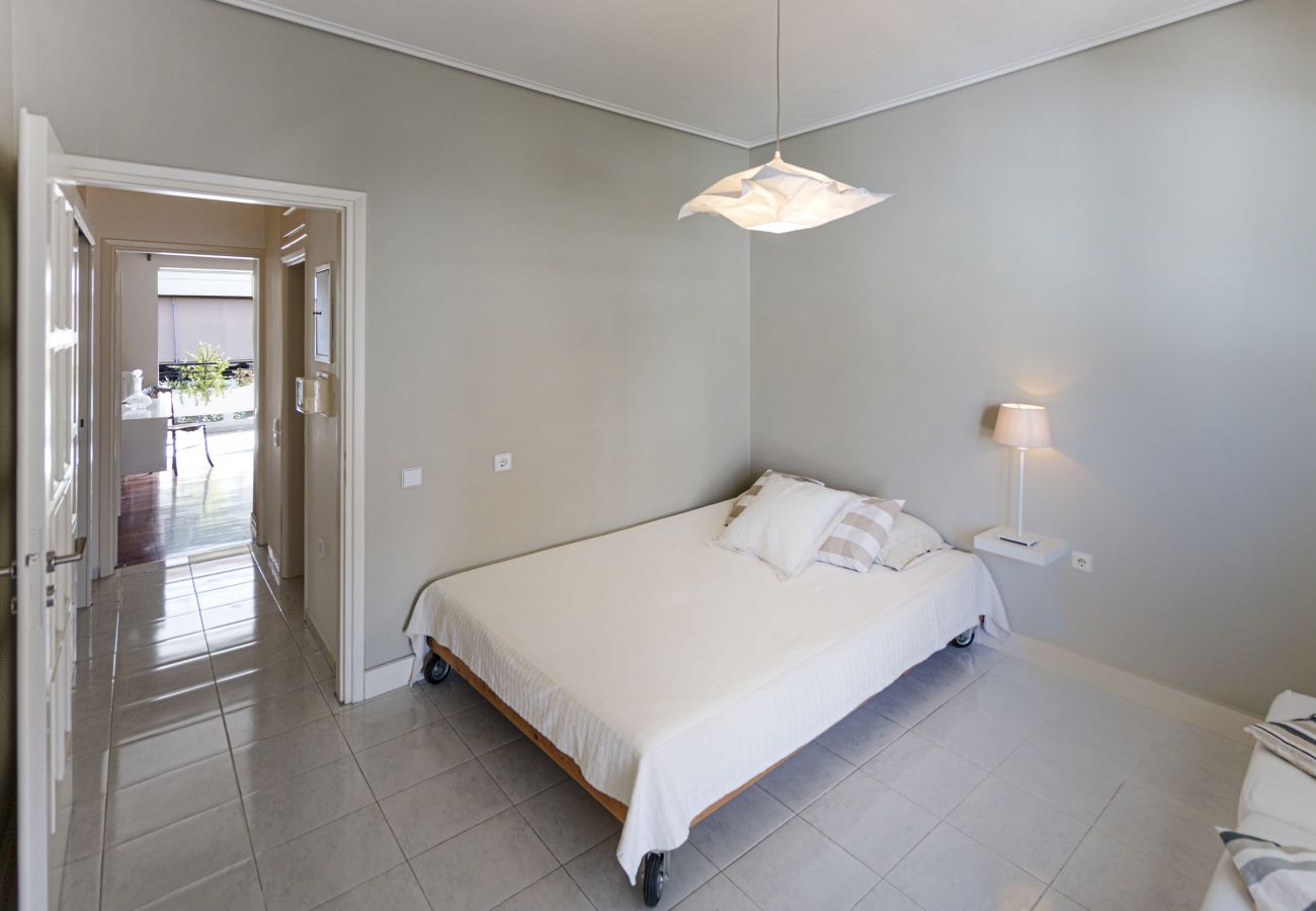 Apartment in Chalandri - Central Halandri apartment near all hospitals 